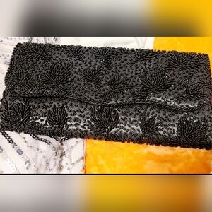 Saison Blanche Black Satin Clutch